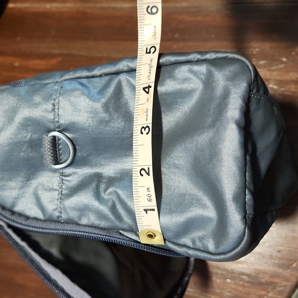 Kipling Kichirou Metallic Lunch Bag - Picture 5 of 6